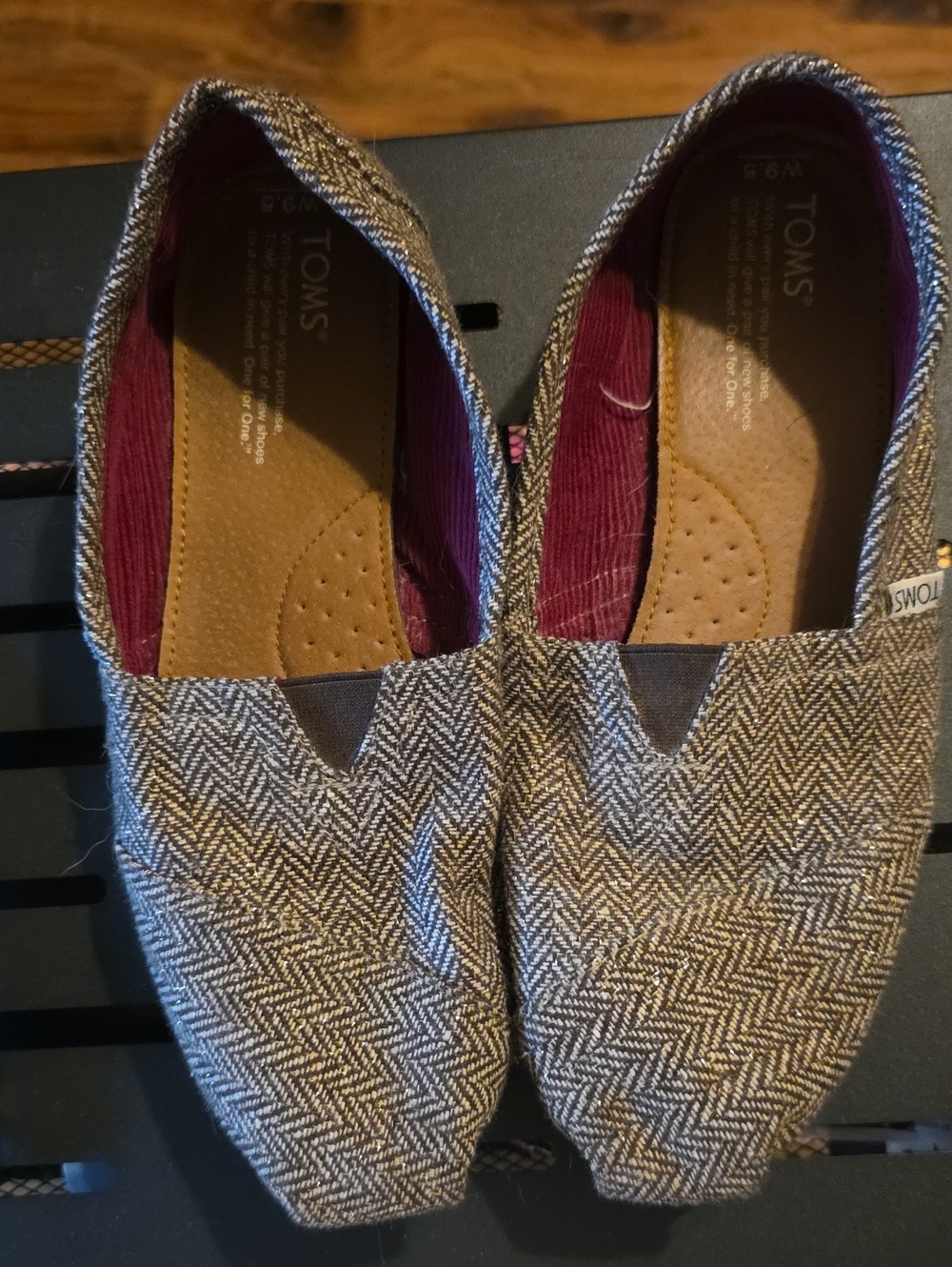 TOMS Classic Alpargata Slip-On Flats Gray & Brown 9.5W